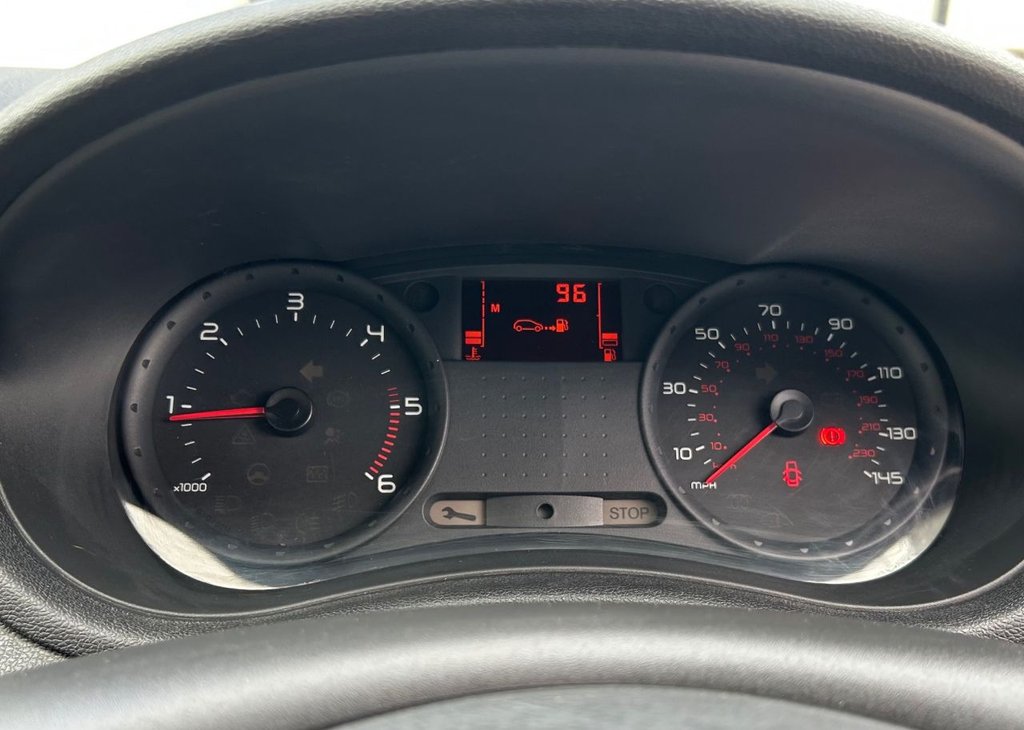 Used Renault Clio 2006 for sale - 77009515: Photo 14