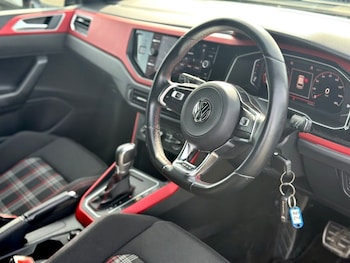 Used Volkswagen Polo 2019 for sale - 78672452: Photo