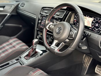 Used Volkswagen Golf 2018 for sale - 77905042: Photo