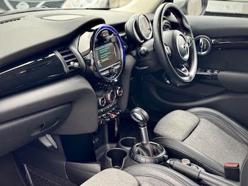 Used MINI Hatch 2017 for sale - 77009524: Photo