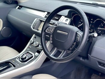 Used Land Rover Range Rover Evoque 2018 for sale - 77368915: Photo