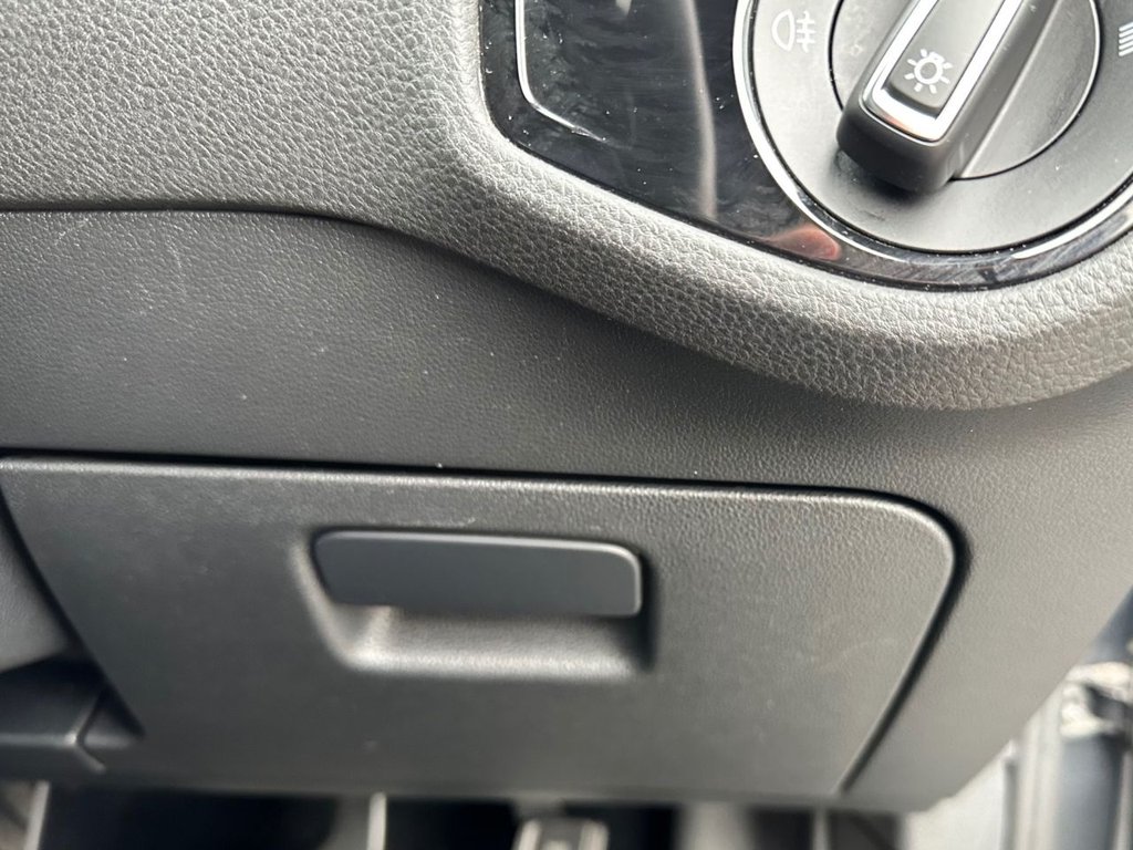 Used Volkswagen Golf 2018 for sale - 77952713: Photo 19