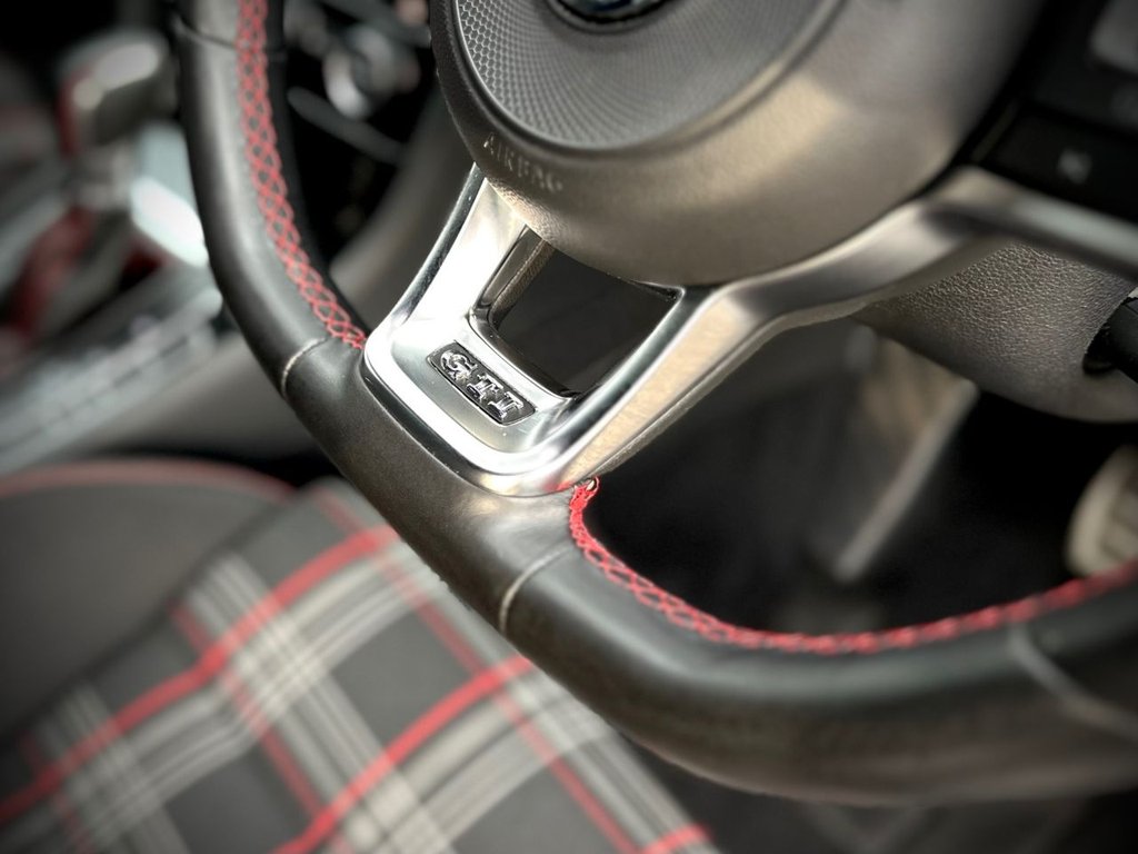 Used Volkswagen Golf 2018 for sale - 77952713: Photo 29