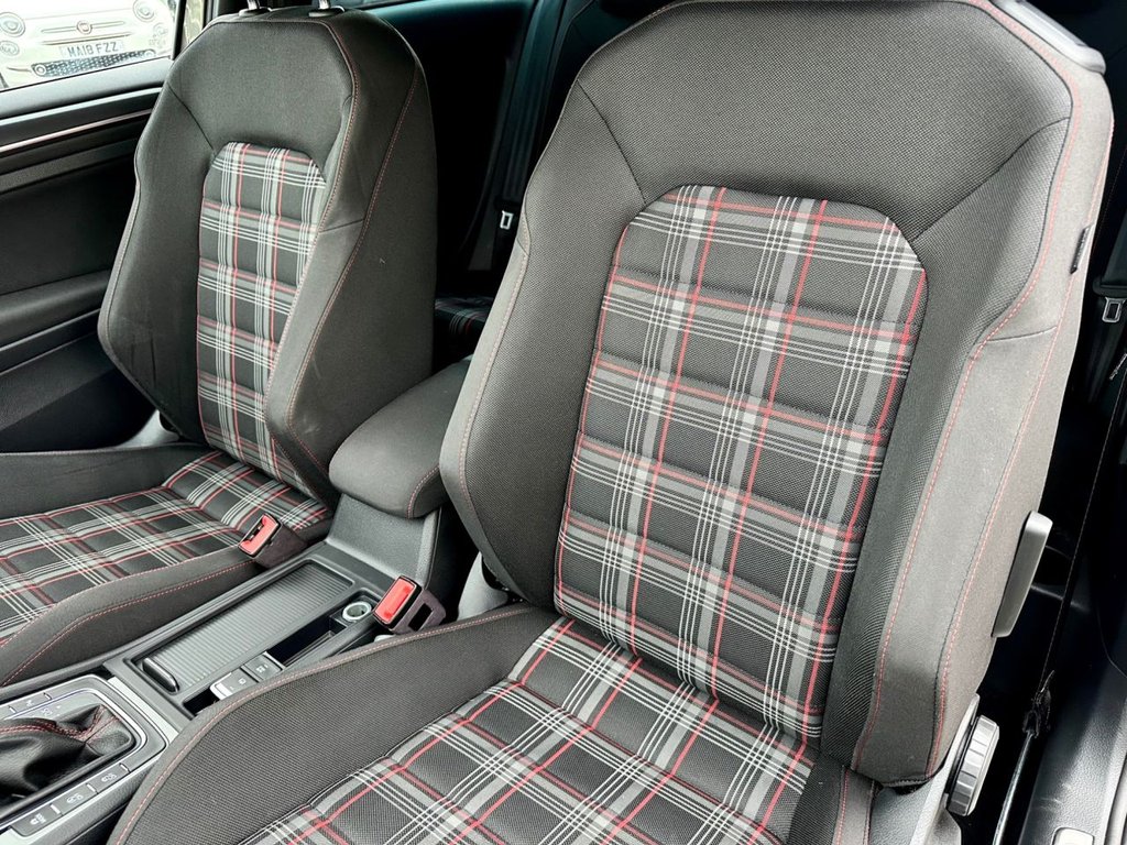 Used Volkswagen Golf 2018 for sale - 77952713: Photo 31