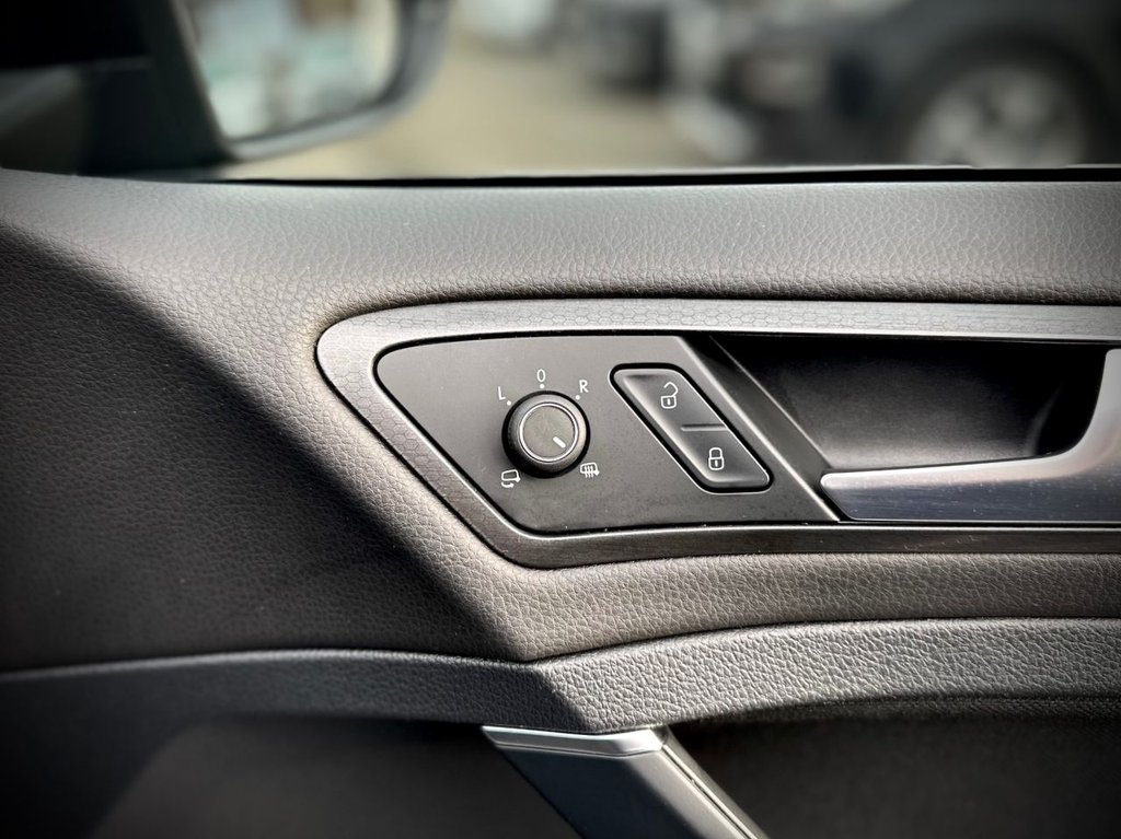 Used Volkswagen Golf 2018 for sale - 77952713: Photo 44