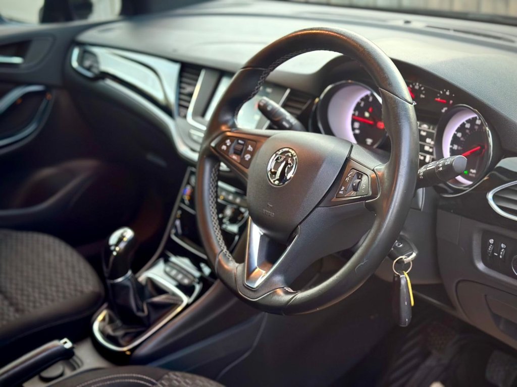 Used Vauxhall Astra 2017 for sale - 77009533: Photo 2