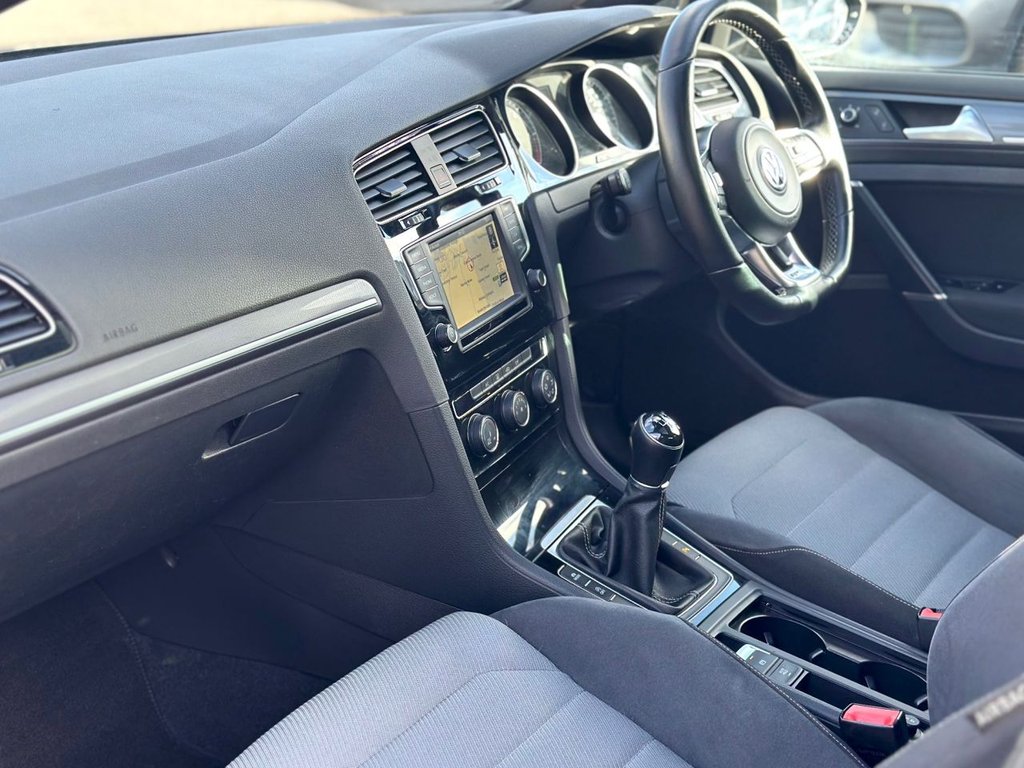 Used Volkswagen Golf 2016 for sale - 78096373: Photo 33