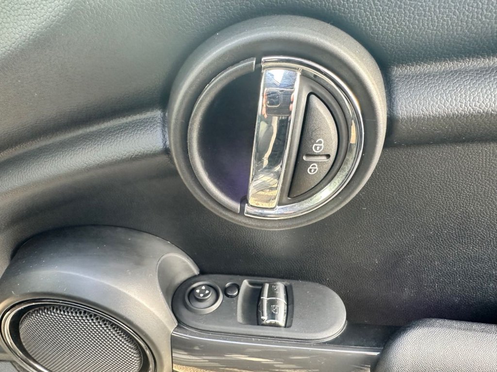 Used MINI Hatch 2017 for sale - 77593862: Photo 29