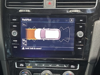 Used Volkswagen Golf 2019 for sale - 79607551: Photo