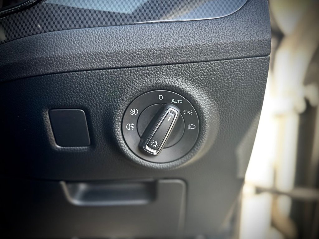 Used Skoda Superb 2018 for sale - 77748186: Photo 32