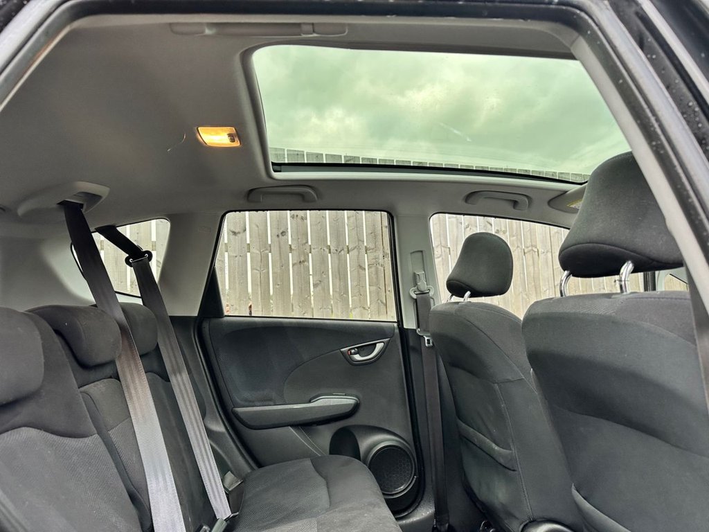 Used Honda Jazz 2011 for sale - 77263048: Photo 21