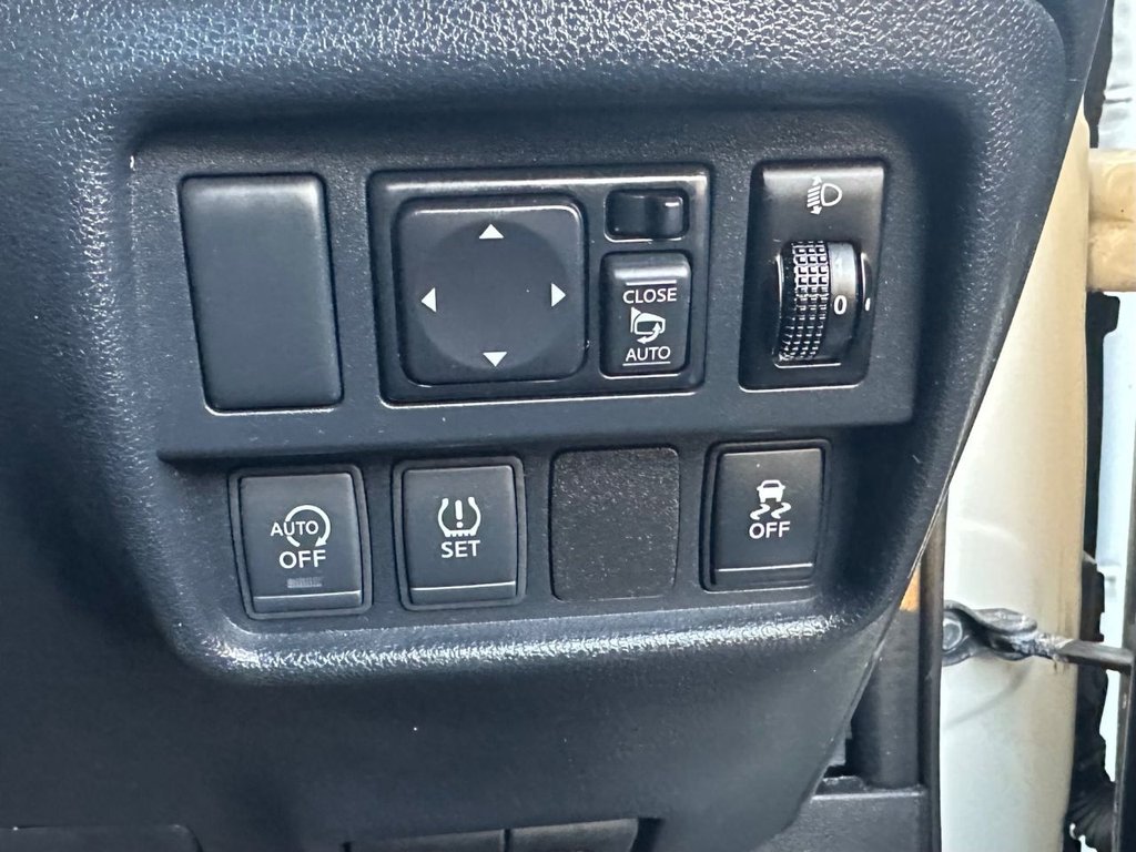 Used Nissan Juke 2018 for sale - 77089141: Photo 30