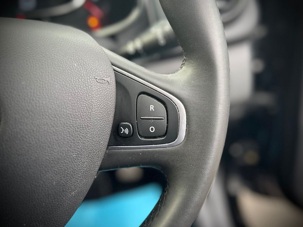 Used Renault Clio 2019 for sale - 77009537: Photo 37