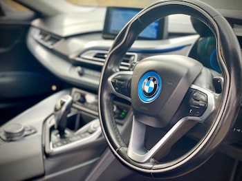 Used BMW i8 2016 for sale - 77009514: Photo