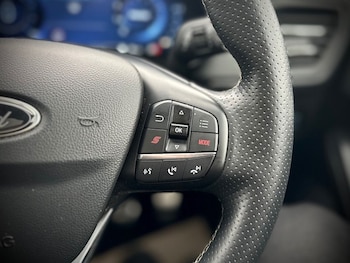 Used Ford Focus 2021 for sale - 79550231: Photo