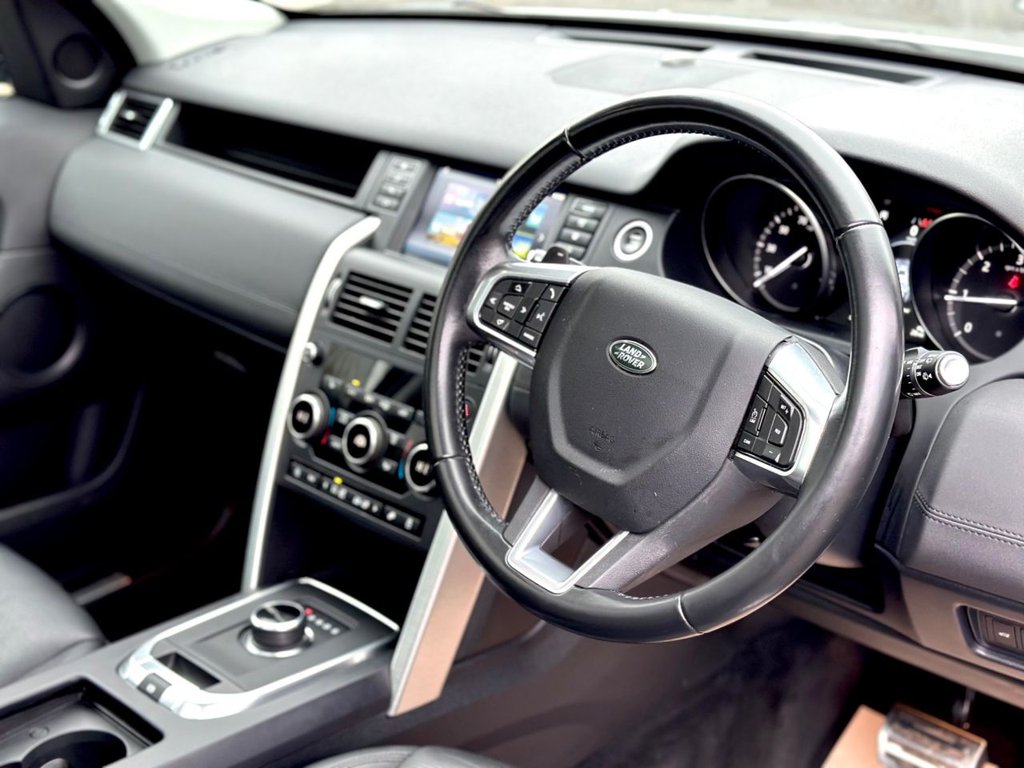Used Land Rover Discovery Sport 2018 for sale - 77056335: Photo 2