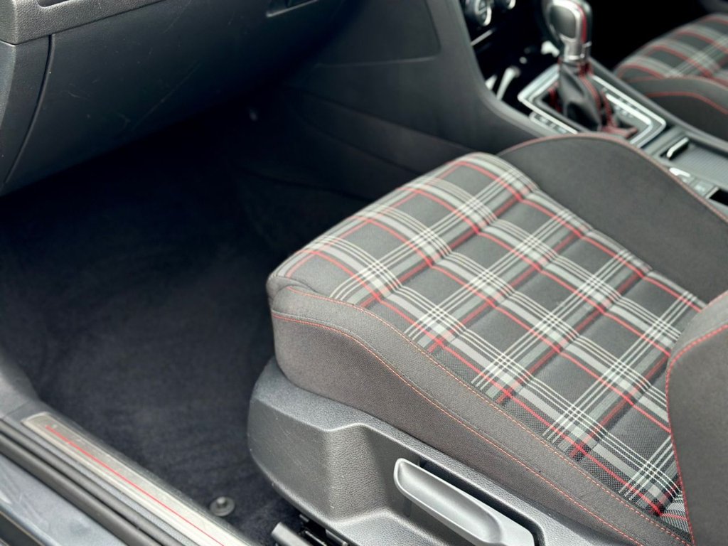 Used Volkswagen Golf 2018 for sale - 77734160: Photo 34