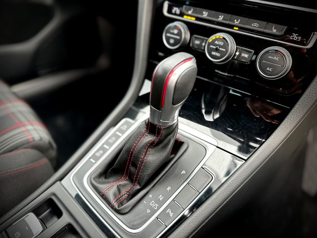 Used Volkswagen Golf 2018 for sale - 77734160: Photo 42