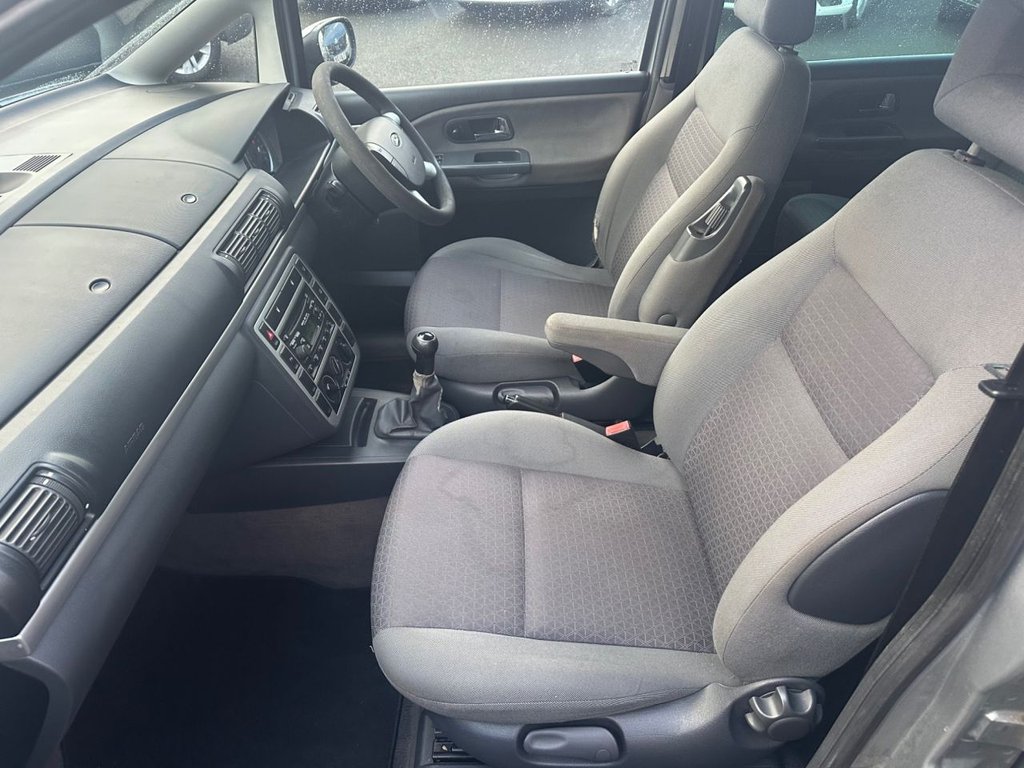 Used Ford Galaxy 2004 for sale - 77171617: Photo 10