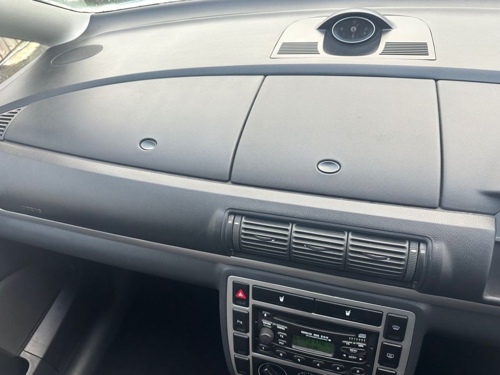 Used Ford Galaxy 2004 for sale - 77171617: Photo 12