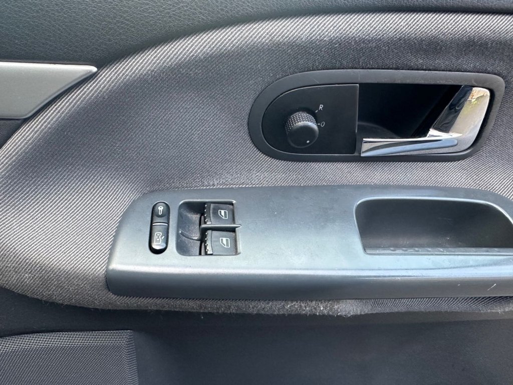 Used Ford Galaxy 2004 for sale - 77171617: Photo 15