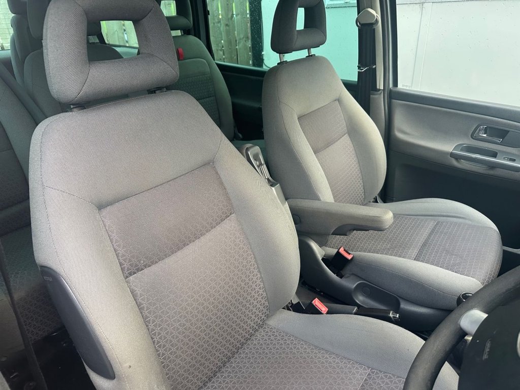 Used Ford Galaxy 2004 for sale - 77171617: Photo 16