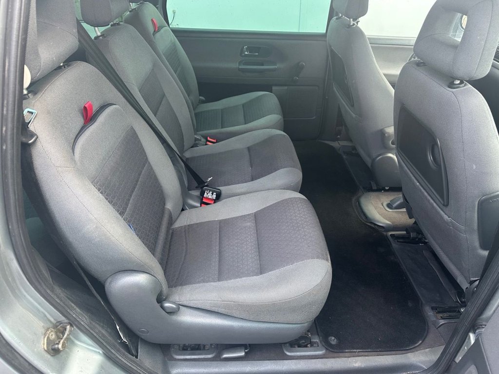 Used Ford Galaxy 2004 for sale - 77171617: Photo 21