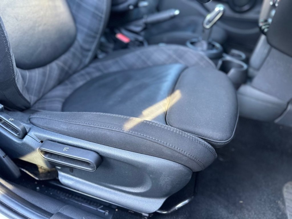 Used MINI Hatch 2018 for sale - 77211929: Photo 37