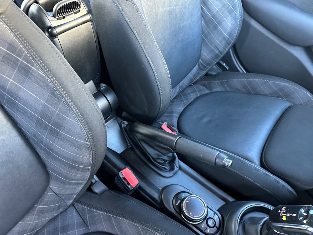 Used MINI Hatch 2018 for sale - 77211929: Photo 41