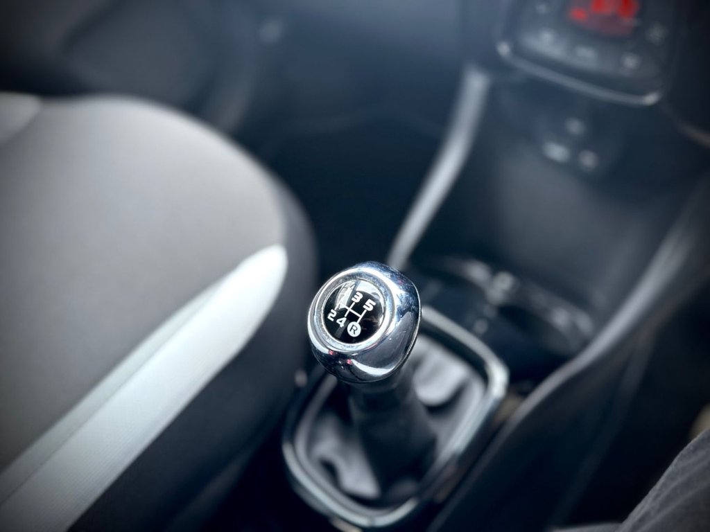 Used Toyota AYGO 2017 for sale - 77276532: Photo 38