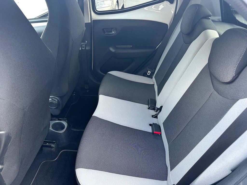 Used Toyota AYGO 2017 for sale - 77276532: Photo 46