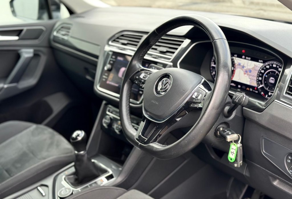 Used Volkswagen Tiguan 2018 for sale - 77880318: Photo 2