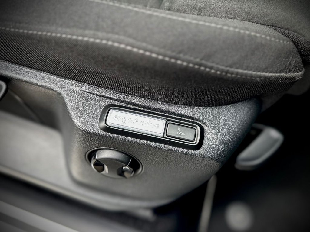 Used Volkswagen Tiguan 2018 for sale - 77880318: Photo 48