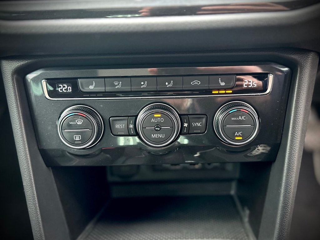 Used Volkswagen Tiguan 2018 for sale - 77880318: Photo 50