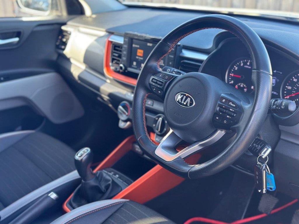 Used Kia Stonic 2019 for sale - 77734373: Photo 2