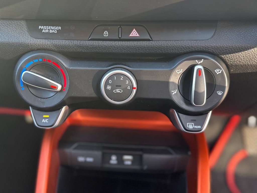 Used Kia Stonic 2019 for sale - 77734373: Photo 26