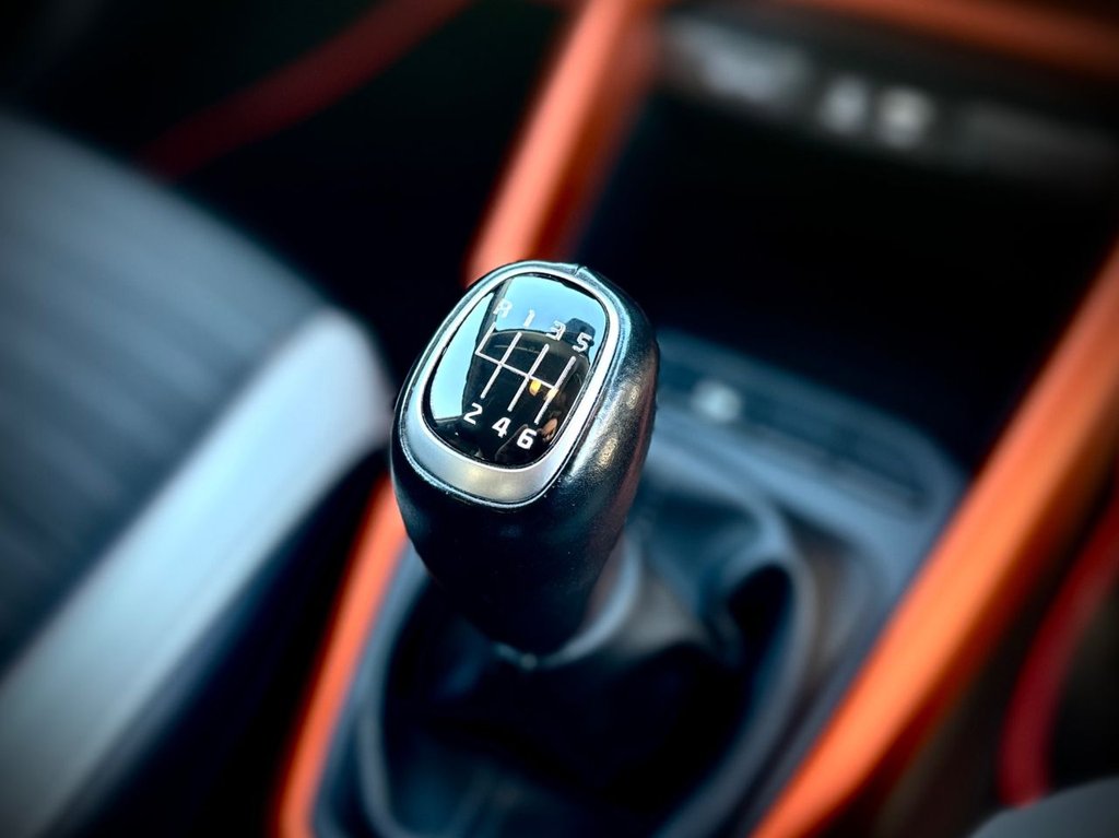 Used Kia Stonic 2019 for sale - 77734373: Photo 34