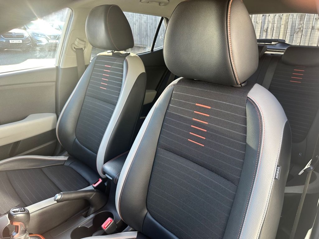 Used Kia Stonic 2019 for sale - 77734373: Photo 42