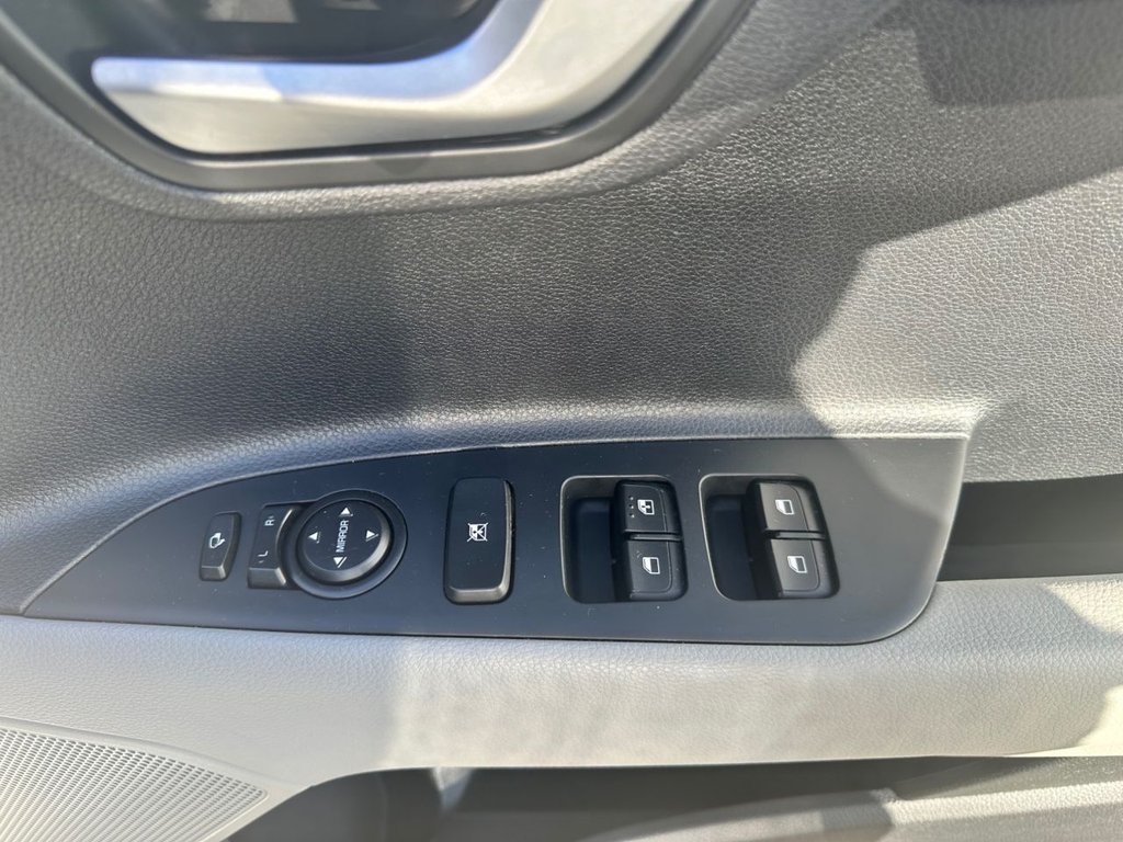 Used Kia Stonic 2019 for sale - 77734373: Photo 44