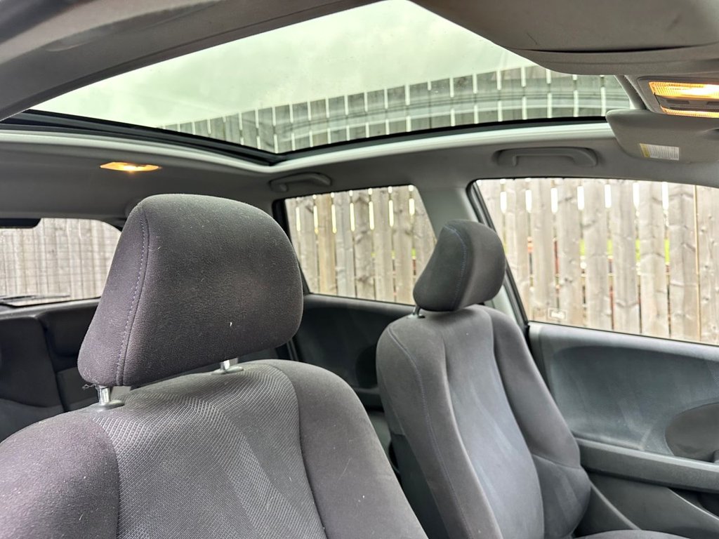 Used Honda Jazz 2011 for sale - 77369150: Photo 23