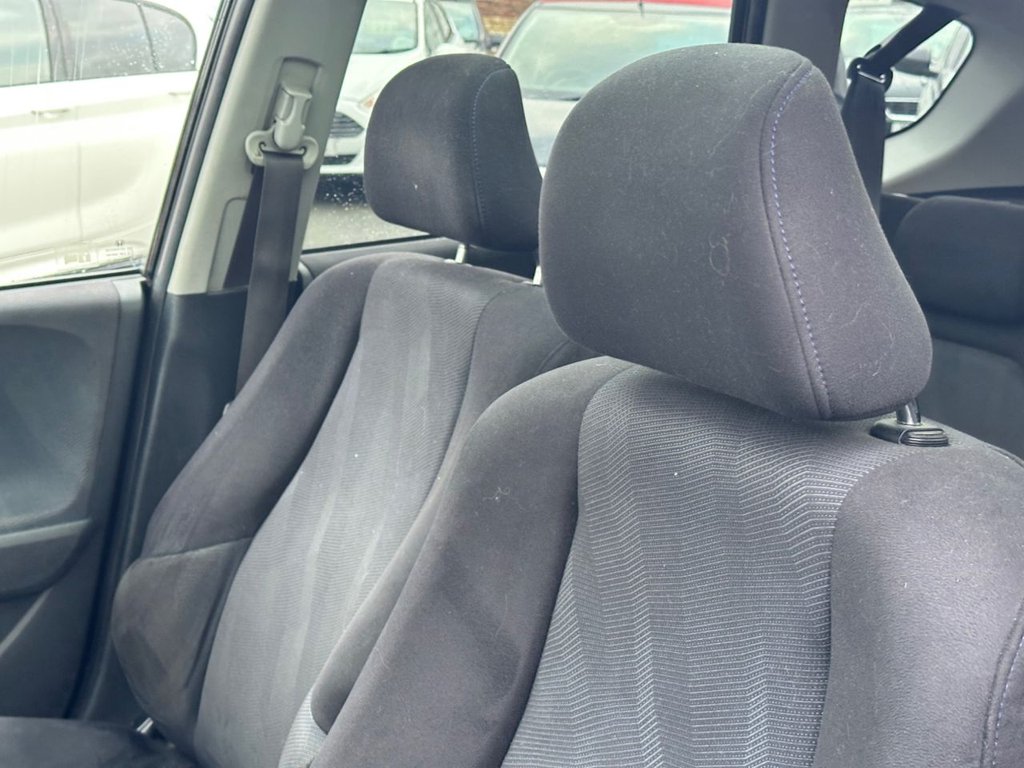 Used Honda Jazz 2011 for sale - 77369150: Photo 25