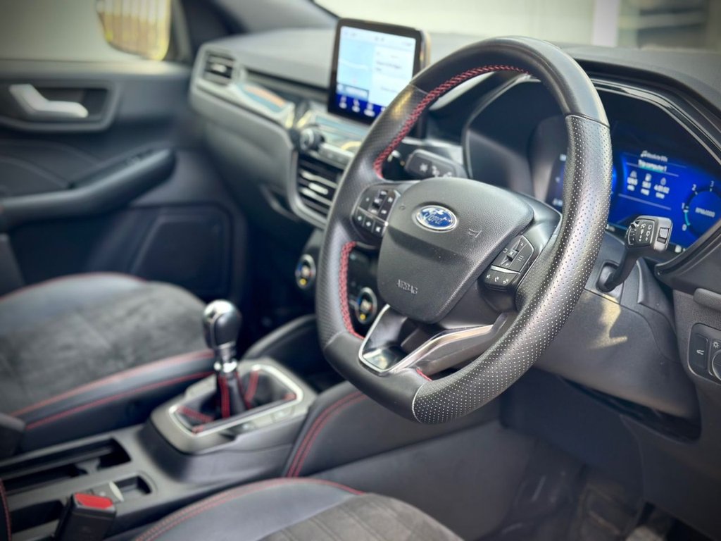 Used Ford Kuga 2022 for sale - 77009535: Photo 2