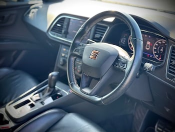 Used SEAT Leon 2019 for sale - 78828601: Photo