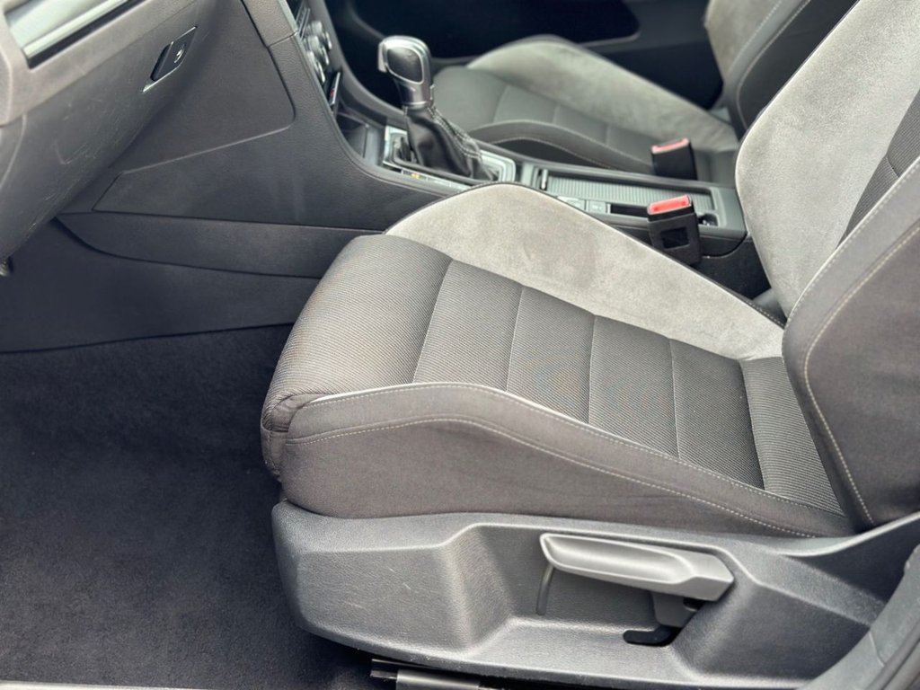 Used Volkswagen Golf 2015 for sale - 77952484: Photo 32