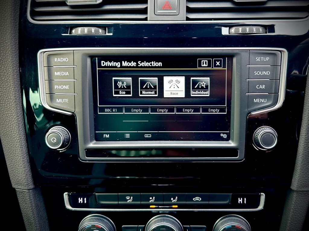 Used Volkswagen Golf 2015 for sale - 77952484: Photo 41