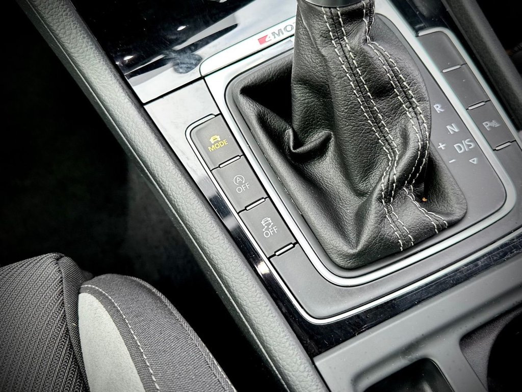 Used Volkswagen Golf 2015 for sale - 77952484: Photo 43