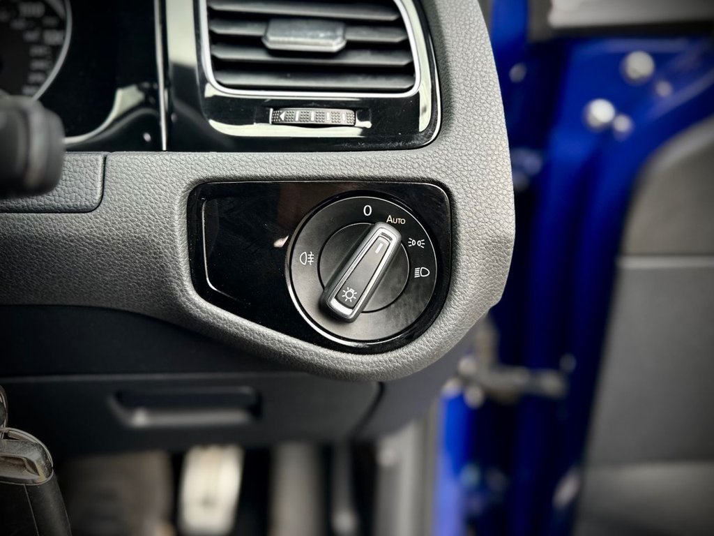 Used Volkswagen Golf 2015 for sale - 77952484: Photo 45