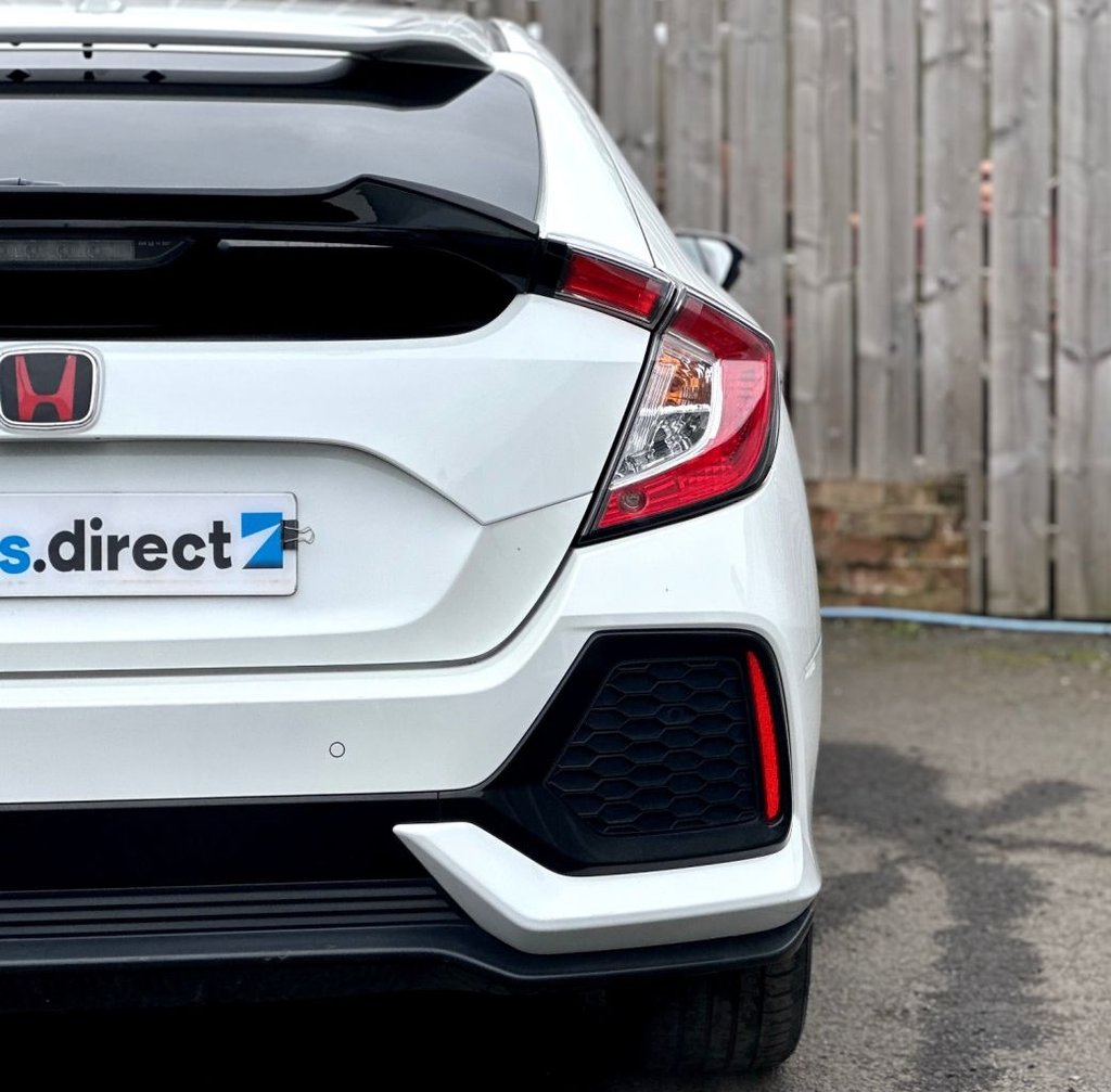 Used Honda Civic 2017 for sale - 78095870: Photo 17