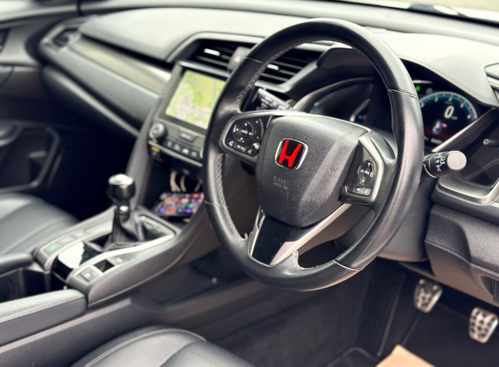 Used Honda Civic 2017 for sale - 78095870: Photo 2