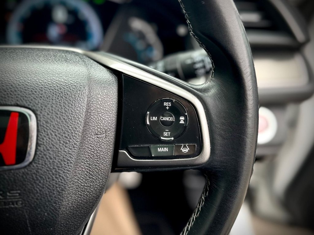 Used Honda Civic 2017 for sale - 78095870: Photo 32